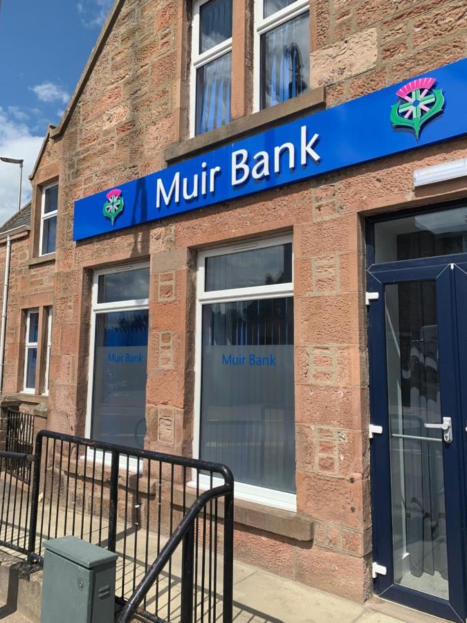 Muir Bank Hotel Muir of Ord Exterior photo